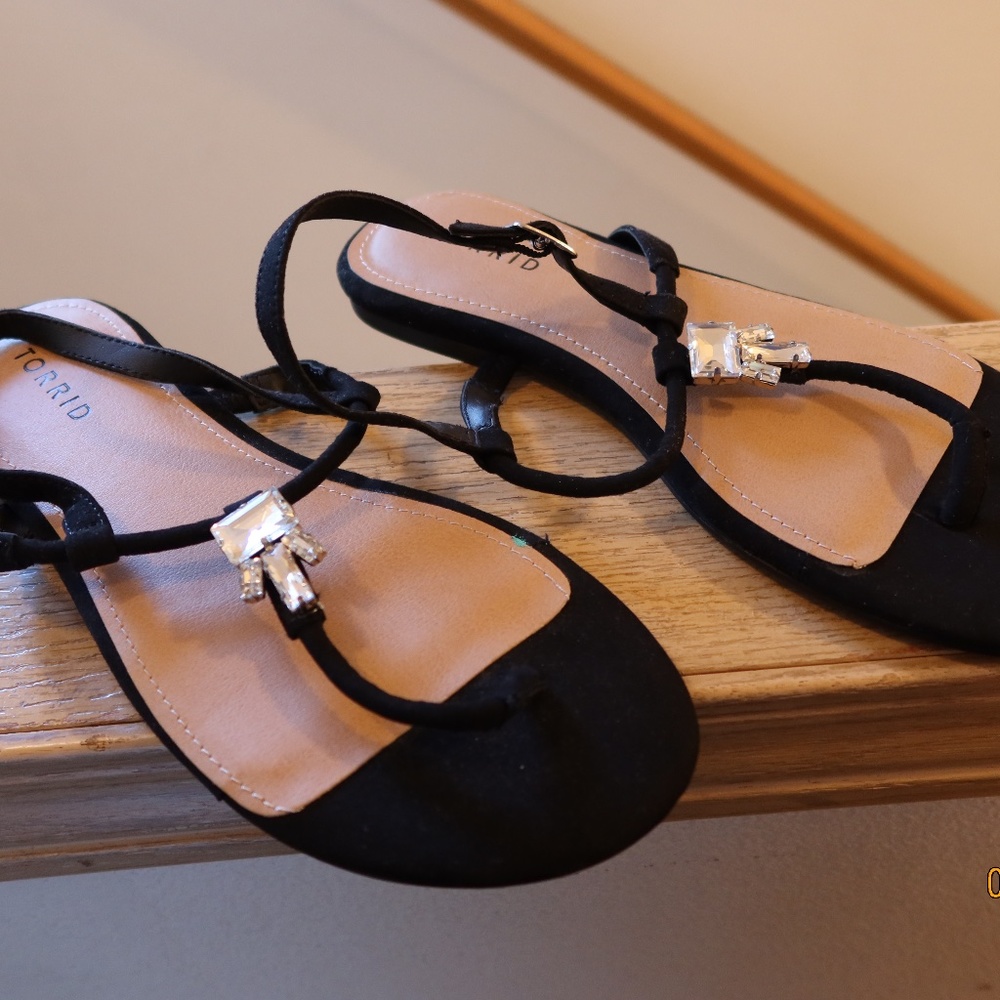 Sandal flats
